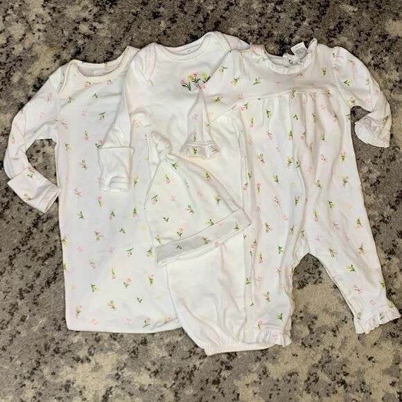 Floral Gown set with cap - Picture 1 of 8